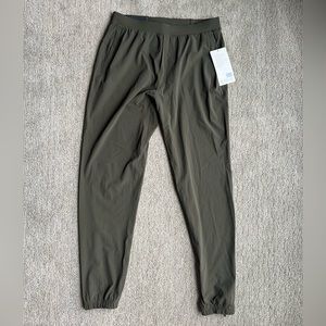 NWT Lululemon mens jogger